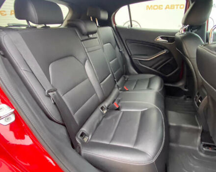 Красный Мерседес ГЛА-Класс, объемом двигателя 2 л и пробегом 139 тыс. км за 21500 $, фото 23 на Automoto.ua