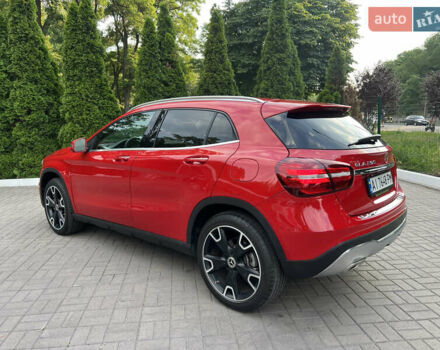 Красный Мерседес ГЛА-Класс, объемом двигателя 1.99 л и пробегом 29 тыс. км за 19999 $, фото 9 на Automoto.ua