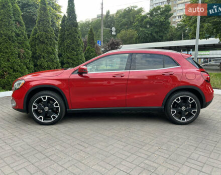 Красный Мерседес ГЛА-Класс, объемом двигателя 1.99 л и пробегом 29 тыс. км за 19999 $, фото 5 на Automoto.ua