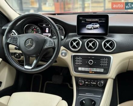 Червоний Мерседес ГЛА-Клас, об'ємом двигуна 1.99 л та пробігом 30 тис. км за 19950 $, фото 16 на Automoto.ua