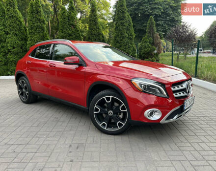 Красный Мерседес ГЛА-Класс, объемом двигателя 1.99 л и пробегом 29 тыс. км за 19999 $, фото 16 на Automoto.ua