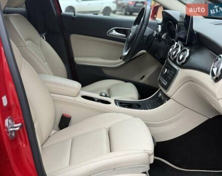 Червоний Мерседес ГЛА-Клас, об'ємом двигуна 1.99 л та пробігом 30 тис. км за 19950 $, фото 19 на Automoto.ua