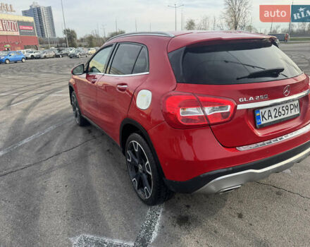 Красный Мерседес ГЛА-Класс, объемом двигателя 1.99 л и пробегом 60 тыс. км за 11300 $, фото 4 на Automoto.ua