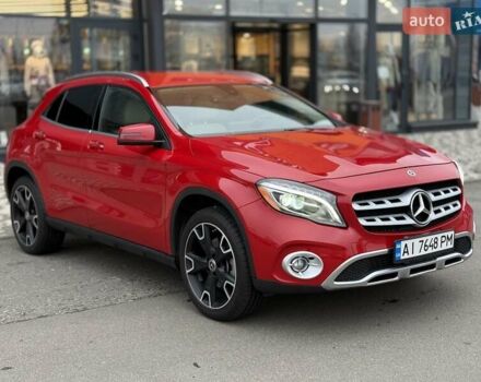 Червоний Мерседес ГЛА-Клас, об'ємом двигуна 1.99 л та пробігом 30 тис. км за 19950 $, фото 2 на Automoto.ua