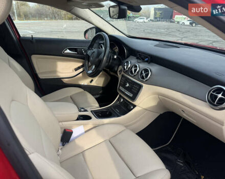 Красный Мерседес ГЛА-Класс, объемом двигателя 1.99 л и пробегом 60 тыс. км за 11300 $, фото 7 на Automoto.ua