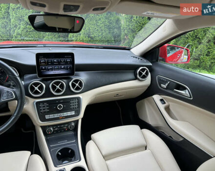 Красный Мерседес ГЛА-Класс, объемом двигателя 1.99 л и пробегом 29 тыс. км за 19999 $, фото 33 на Automoto.ua