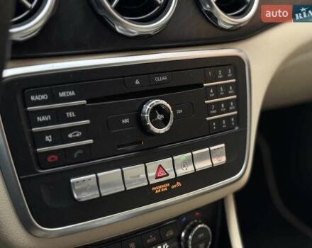 Червоний Мерседес ГЛА-Клас, об'ємом двигуна 1.99 л та пробігом 30 тис. км за 19950 $, фото 26 на Automoto.ua