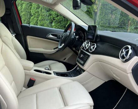 Красный Мерседес ГЛА-Класс, объемом двигателя 1.99 л и пробегом 29 тыс. км за 19999 $, фото 28 на Automoto.ua