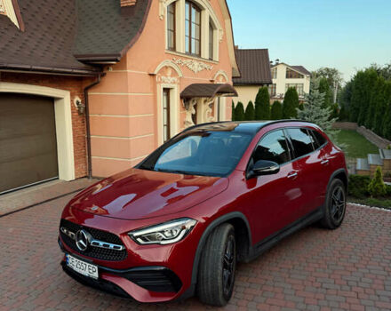 Мерседес ГЛА-Класс 2020 в Черновцах на Automoto.ua Красный Мерседес ГЛА-Класс, объемом двигателя 2 л и пробегом 127 тыс. км за 29000 $, фото 4 на Automoto.ua