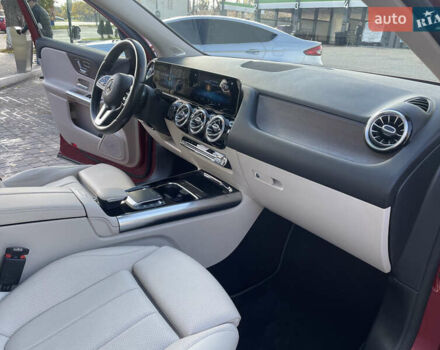 Червоний Мерседес ГЛА-Клас, об'ємом двигуна 1.99 л та пробігом 87 тис. км за 30000 $, фото 28 на Automoto.ua