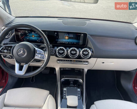 Червоний Мерседес ГЛА-Клас, об'ємом двигуна 1.99 л та пробігом 87 тис. км за 30000 $, фото 26 на Automoto.ua