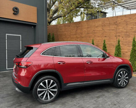 Красный Мерседес ГЛА-Класс, объемом двигателя 2 л и пробегом 70 тыс. км за 28500 $, фото 12 на Automoto.ua