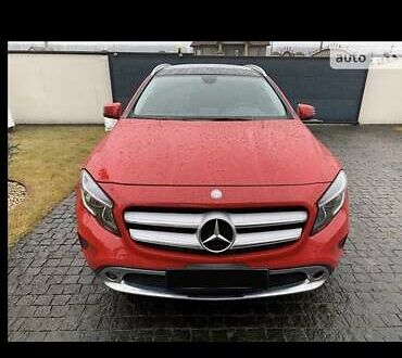 Червоний Мерседес ГЛА-Клас, об'ємом двигуна 2 л та пробігом 117 тис. км за 19300 $, фото 1 на Automoto.ua