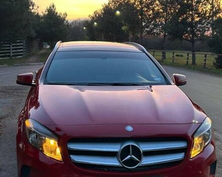 Красный Мерседес ГЛА-Класс, объемом двигателя 1.99 л и пробегом 155 тыс. км за 23200 $, фото 1 на Automoto.ua