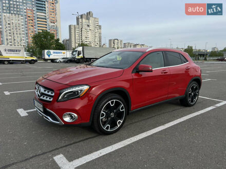 Мерседес ГЛА-Класс 2019 в Киеве на Automoto.ua Красный Мерседес ГЛА-Класс, объемом двигателя 1.99 л и пробегом 29 тыс. км за 22750 $, фото 1 на Automoto.ua