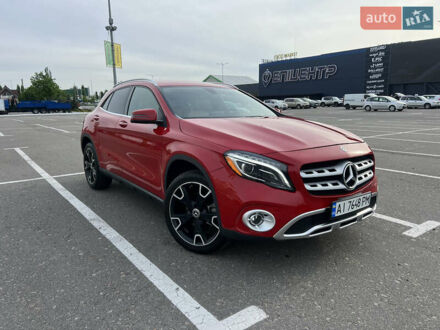 Мерседес ГЛА-Класс 2019 в Киеве на Automoto.ua Красный Мерседес ГЛА-Класс, объемом двигателя 1.99 л и пробегом 29 тыс. км за 24900 $, фото 1 на Automoto.ua