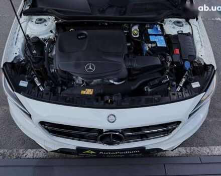 Мерседес ГЛА-Клас, об'ємом двигуна 2 л та пробігом 102 тис. км за 17299 $, фото 24 на Automoto.ua