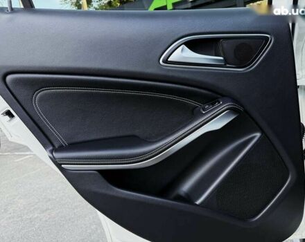 Мерседес ГЛА-Клас, об'ємом двигуна 2 л та пробігом 102 тис. км за 17700 $, фото 28 на Automoto.ua