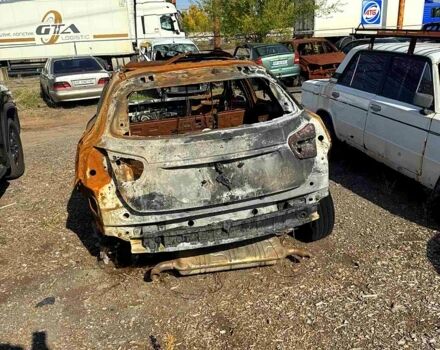 Мерседес ГЛА-Класс, объемом двигателя 2 л и пробегом 200 тыс. км за 2500 $, фото 2 на Automoto.ua