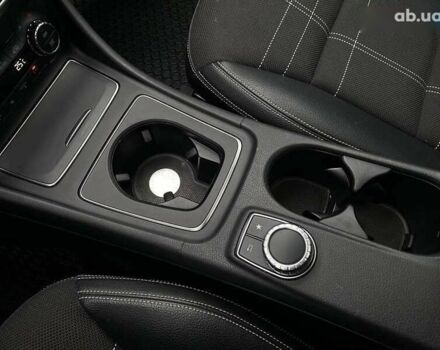 Мерседес ГЛА-Клас, об'ємом двигуна 2 л та пробігом 76 тис. км за 16500 $, фото 17 на Automoto.ua