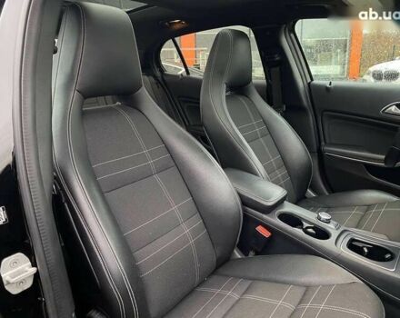 Мерседес ГЛА-Клас, об'ємом двигуна 2 л та пробігом 76 тис. км за 16500 $, фото 26 на Automoto.ua