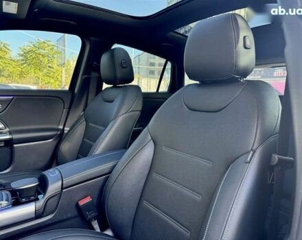 Мерседес ГЛА-Клас, об'ємом двигуна 2 л та пробігом 14 тис. км за 56900 $, фото 26 на Automoto.ua