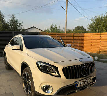 Мерседес ГЛА-Класс 2019 в Полтаве на Automoto.ua Мерседес ГЛА-Класс, объемом двигателя 1.99 л и пробегом 25 тыс. км за 25900 $, фото 1 на Automoto.ua