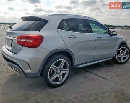 Серый Мерседес ГЛА-Класс, объемом двигателя 1.99 л и пробегом 87 тыс. км за 2950 $, фото 2 на Automoto.ua