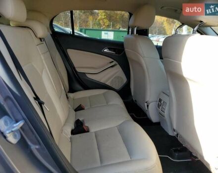 Серый Мерседес ГЛА-Класс, объемом двигателя 1.99 л и пробегом 104 тыс. км за 4000 $, фото 9 на Automoto.ua