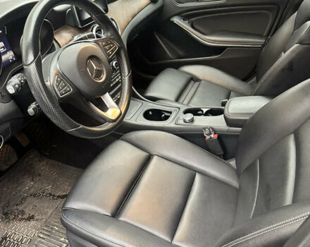 Сірий Мерседес ГЛА-Клас, об'ємом двигуна 1.99 л та пробігом 107 тис. км за 18500 $, фото 8 на Automoto.ua