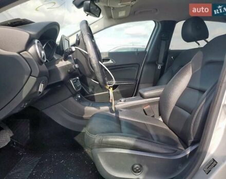 Серый Мерседес ГЛА-Класс, объемом двигателя 1.99 л и пробегом 87 тыс. км за 2950 $, фото 6 на Automoto.ua