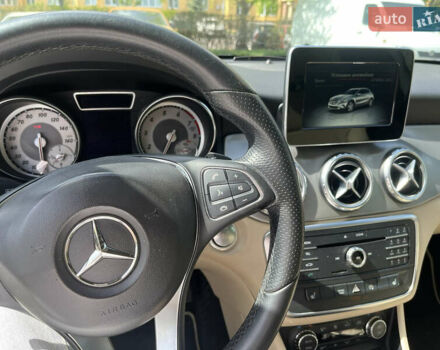 Серый Мерседес ГЛА-Класс, объемом двигателя 1.99 л и пробегом 63 тыс. км за 18000 $, фото 7 на Automoto.ua