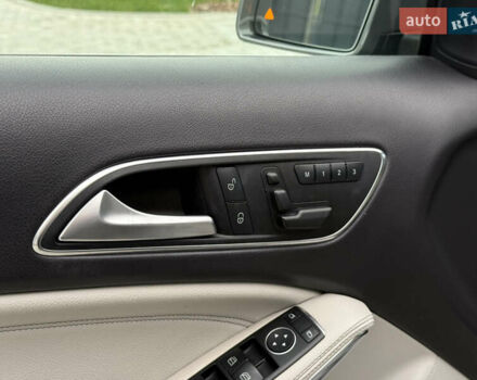 Сірий Мерседес ГЛА-Клас, об'ємом двигуна 2 л та пробігом 83 тис. км за 16700 $, фото 25 на Automoto.ua