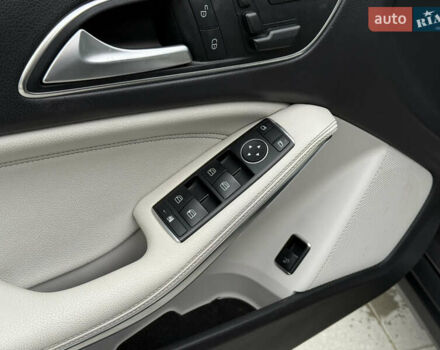 Серый Мерседес ГЛА-Класс, объемом двигателя 1.99 л и пробегом 83 тыс. км за 18500 $, фото 31 на Automoto.ua