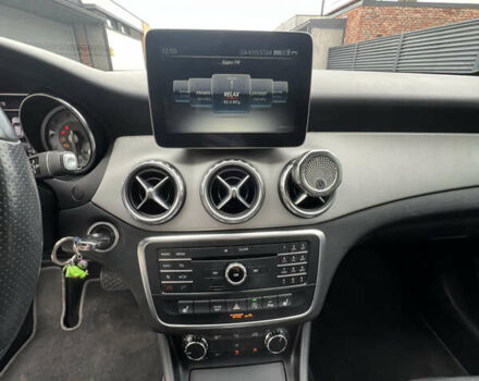 Серый Мерседес ГЛА-Класс, объемом двигателя 1.6 л и пробегом 125 тыс. км за 20000 $, фото 18 на Automoto.ua