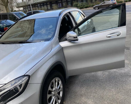 Серый Мерседес ГЛА-Класс, объемом двигателя 2.14 л и пробегом 200 тыс. км за 23600 $, фото 3 на Automoto.ua