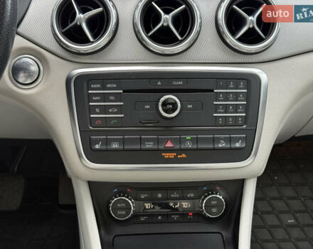 Сірий Мерседес ГЛА-Клас, об'ємом двигуна 2 л та пробігом 83 тис. км за 16700 $, фото 37 на Automoto.ua