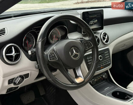 Серый Мерседес ГЛА-Класс, объемом двигателя 1.99 л и пробегом 83 тыс. км за 18500 $, фото 29 на Automoto.ua