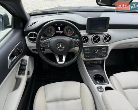 Серый Мерседес ГЛА-Класс, объемом двигателя 1.99 л и пробегом 83 тыс. км за 18500 $, фото 38 на Automoto.ua