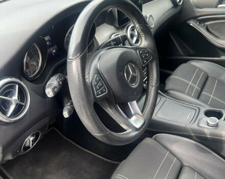 Серый Мерседес ГЛА-Класс, объемом двигателя 1.6 л и пробегом 125 тыс. км за 20000 $, фото 24 на Automoto.ua