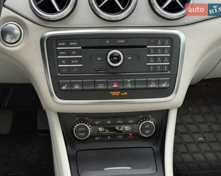 Сірий Мерседес ГЛА-Клас, об'ємом двигуна 2 л та пробігом 83 тис. км за 16700 $, фото 36 на Automoto.ua