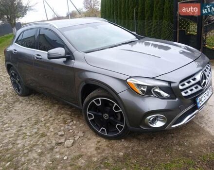 Серый Мерседес ГЛА-Класс, объемом двигателя 1.99 л и пробегом 184 тыс. км за 20950 $, фото 1 на Automoto.ua