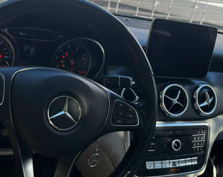 Серый Мерседес ГЛА-Класс, объемом двигателя 1.99 л и пробегом 79 тыс. км за 19850 $, фото 6 на Automoto.ua