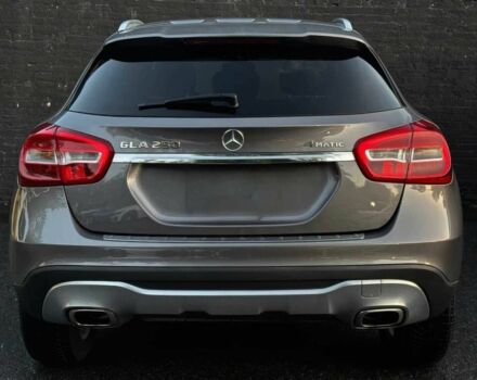 Мерседес ГЛА-Класс 2018 в Ужгороде на Automoto.ua Серый Мерседес ГЛА-Класс, объемом двигателя 2 л и пробегом 32 тыс. км за 12700 $, фото 4 на Automoto.ua