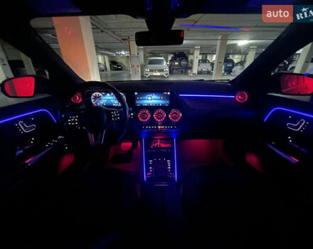 Серый Мерседес ГЛА-Класс, объемом двигателя 1.99 л и пробегом 105 тыс. км за 31900 $, фото 7 на Automoto.ua