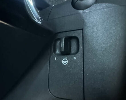 Серый Мерседес ГЛА-Класс, объемом двигателя 1.99 л и пробегом 13 тыс. км за 43000 $, фото 13 на Automoto.ua