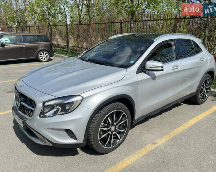 Серый Мерседес ГЛА-Класс, объемом двигателя 1.99 л и пробегом 63 тыс. км за 18000 $, фото 1 на Automoto.ua