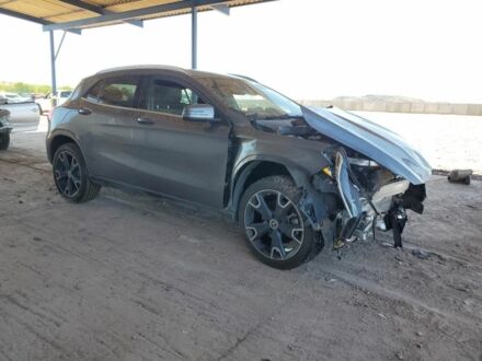 Серый Мерседес ГЛА-Класс, объемом двигателя 0 л и пробегом 124 тыс. км за 9900 $, фото 1 на Automoto.ua