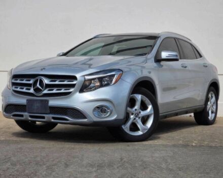 Сірий Мерседес ГЛА-Клас, об'ємом двигуна 2 л та пробігом 33 тис. км за 12250 $, фото 1 на Automoto.ua