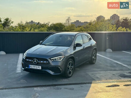 Мерседес ГЛА-Клас 2020 у Києві на Automoto.ua Сірий Мерседес ГЛА-Клас, об'ємом двигуна 1.99 л та пробігом 40 тис. км за 34500 $, фото 1 на Automoto.ua